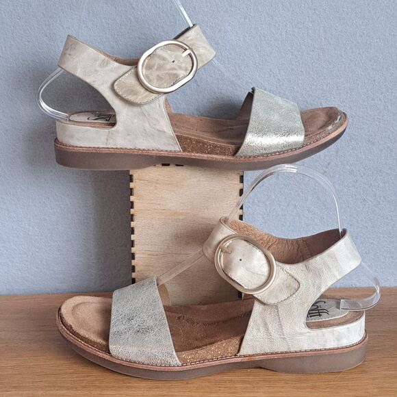 Sofft Bali Women 8 Silver Leather Slingback Open Toe Low Heel Sandals - Picture 5 of 12